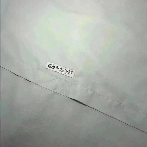 Realtree Fishing Short Sleeve Gray Button Up Mens Size Medium - Picture 12 of 13